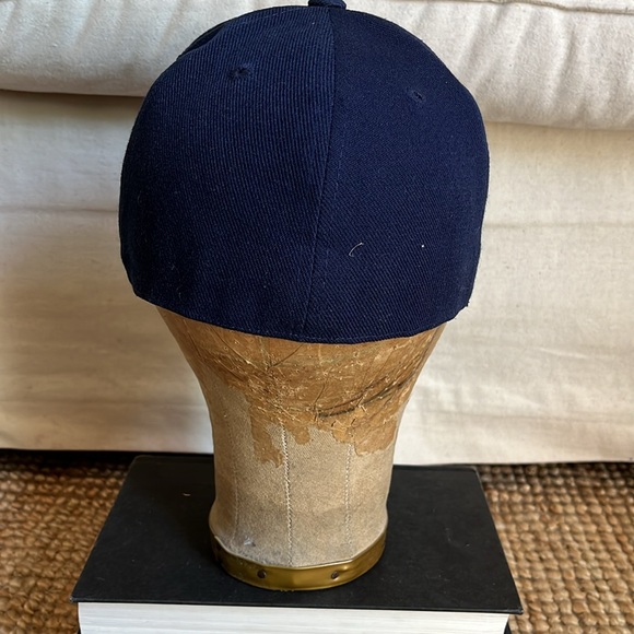 Boston Red Sox Hat - Picture 3 of 5